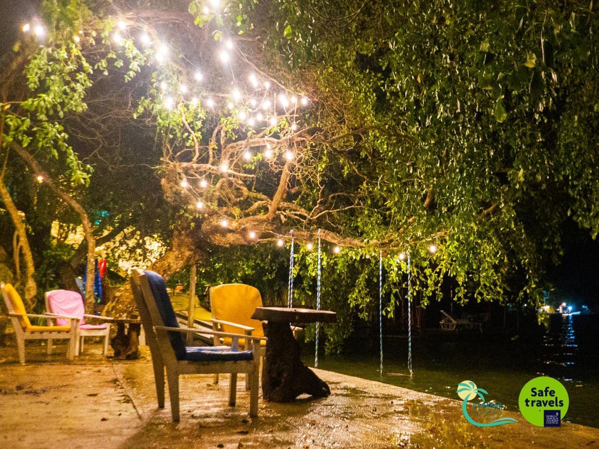 Cabanas Marias Lakefront Hotel Bacalar Eksteriør billede